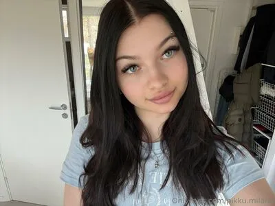 Pikku Milana OnlyFans Leaked Free Thumbnail Picture - #2piJMtSlfA