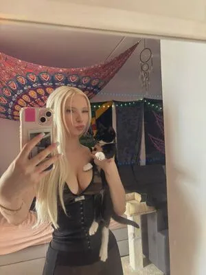 Pikkukiiaaa OnlyFans Leaked Free Thumbnail Picture - #cwrJ7a62Cz