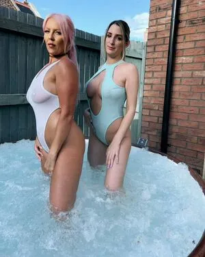 Pineapple Wife OnlyFans Leaked Free Thumbnail Picture - #Jisg8fvDwZ