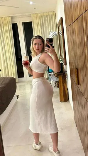 Pineapplebrat OnlyFans Leaked Free Thumbnail Picture - #MACH2bOBtw