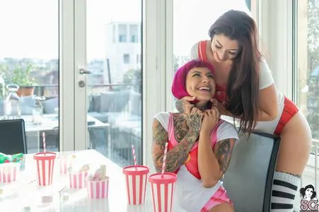 Pink Suicide OnlyFans Leaked Free Thumbnail Picture - #Mg4Z7Wav13