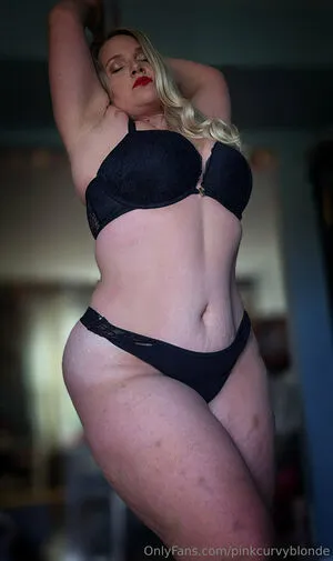 Pinkcurvyblonde OnlyFans Leaked Free Thumbnail Picture - #KgfEVFYHxE
