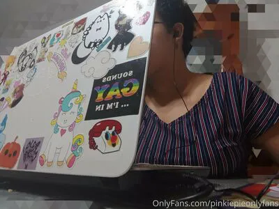 Pinkiepiemid OnlyFans Leaked Free Thumbnail Picture - #ZF5mPcbG6I