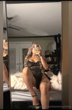 Pinkoneverything OnlyFans Leaked Free Thumbnail Picture - #03j9McizOm