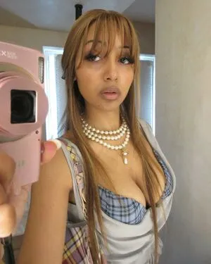 Pinkpantheress OnlyFans Leaked Free Thumbnail Picture - #1kXzur7OeU