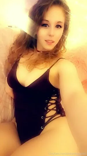 Pinkpineapple63 OnlyFans Leaked Free Thumbnail Picture - #2kmFo4okhU