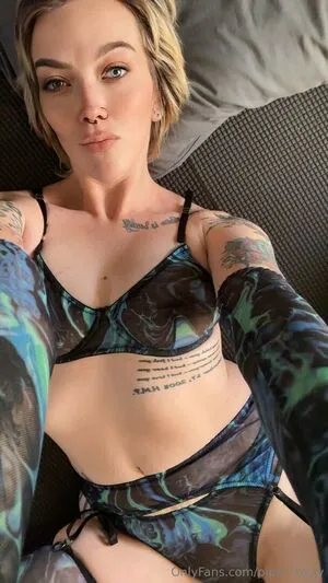 Piper Kerry OnlyFans Leaked Free Thumbnail Picture - #dgcamviAZe