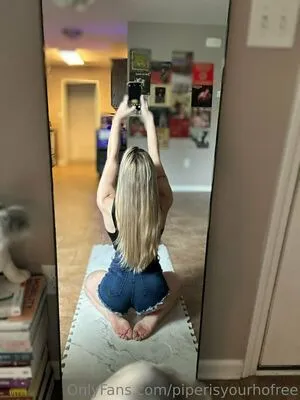 Piperisyourhofree OnlyFans Leaked Free Thumbnail Picture - #8bkusisx9G