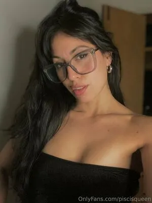 Piscisqueen OnlyFans Leaked Free Thumbnail Picture - #ljaRKGoxNa
