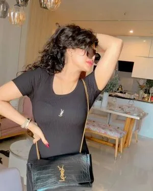 Piumi OnlyFans Leaked Free Thumbnail Picture - #h69xER3D76