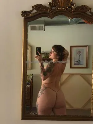 Pixarmom6 OnlyFans Leaked Free Thumbnail Picture - #flp043v35d