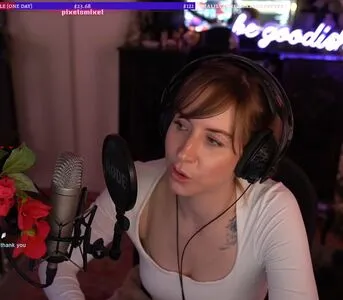 Pixelsmixel OnlyFans Leaked Free Thumbnail Picture - #3JJppRhLn7