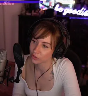 Pixelsmixel OnlyFans Leaked Free Thumbnail Picture - #PuESRpbge2