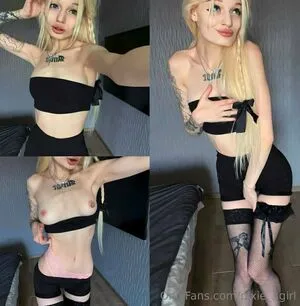Pixie 3girl OnlyFans Leaked Free Thumbnail Picture - #arnza9Bzut