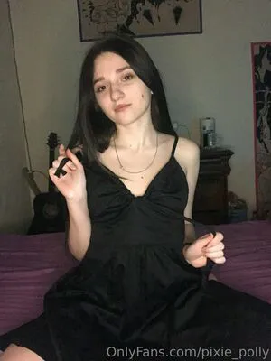 Pixie Polly OnlyFans Leaked Free Thumbnail Picture - #7f1wy4TgIL