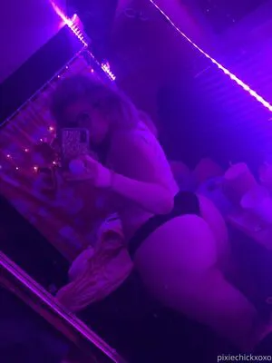 Pixiechickxoxo OnlyFans Leaked Free Thumbnail Picture - #sftpgAwevH
