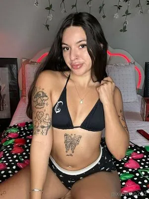 Pixiewinn222 OnlyFans Leaked Free Thumbnail Picture - #0LquMCof4J