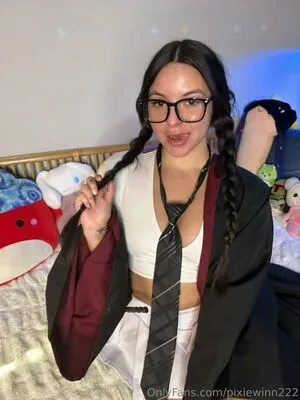Pixiewinn222 OnlyFans Leaked Free Thumbnail Picture - #CpCQhSlYby