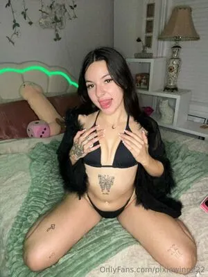 Pixiewinn222 OnlyFans Leaked Free Thumbnail Picture - #CwwNhfsaFl