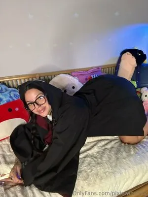 Pixiewinn222 OnlyFans Leaked Free Thumbnail Picture - #H95emTE7eY