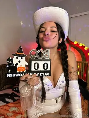Pixiewinn222 OnlyFans Leaked Free Thumbnail Picture - #OaQnbc7egu