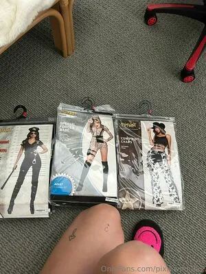Pixiewinn222 OnlyFans Leaked Free Thumbnail Picture - #ZSpOYwLHKF