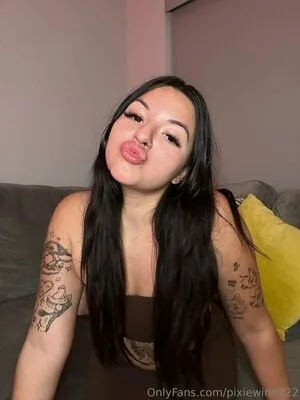 Pixiewinn222 OnlyFans Leaked Free Thumbnail Picture - #tWoo8AhNqu