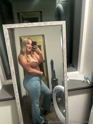 Planetmarimari OnlyFans Leaked Free Thumbnail Picture - #kOvwJzj8Z1