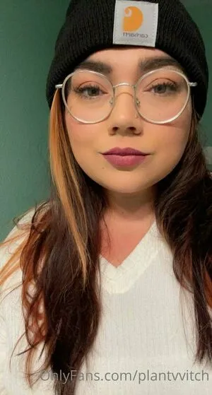Plantvvitch OnlyFans Leaked Free Thumbnail Picture - #emG7N7ZxA3