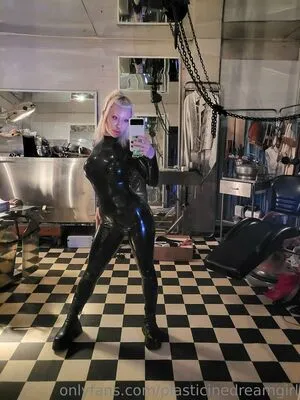 Plasticinedreamgirl OnlyFans Leaked Free Thumbnail Picture - #bApJL8JbG5