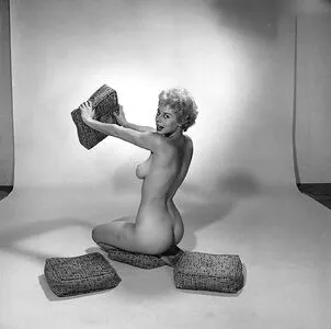 Playboy International OnlyFans Leaked Free Thumbnail Picture - #AvNmEsAKrl