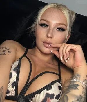 Playisabel OnlyFans Leaked Free Thumbnail Picture - #KYbY3D9AR3