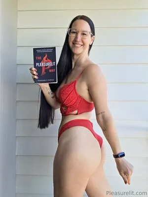 Pleasurelitstore OnlyFans Leaked Free Thumbnail Picture - #tnnAYPbDki