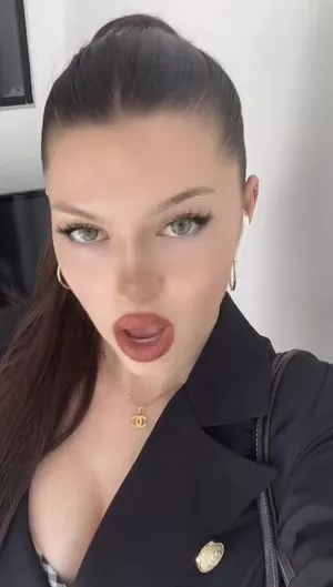 plr.lea OnlyFans Leaked Free Thumbnail Picture - #05yYc7WQiD