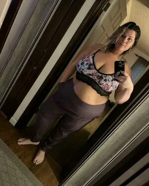 Plussize Andfine Thumbnail Picture