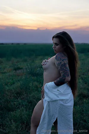 Plussize Annie OnlyFans Leaked Free Thumbnail Picture - #imWeauBhSs