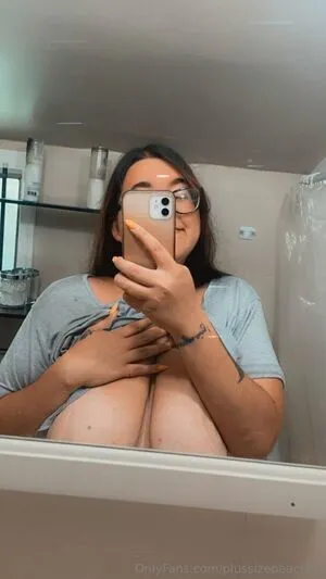 Plussizepeach42 OnlyFans Leaked Free Thumbnail Picture - #3NBt89i6Wk