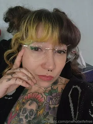 Pnwhotwifefree OnlyFans Leaked Free Thumbnail Picture - #atUGTiseMu