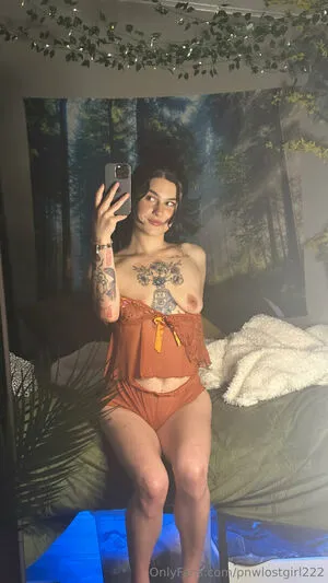Pnwlostgirl222 OnlyFans Leaked Free Thumbnail Picture - #moRiy9H1RU