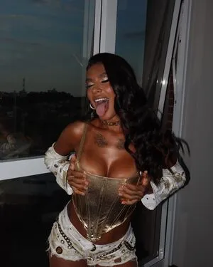 Pocah OnlyFans Leaked Free Thumbnail Picture - #kbr1l8nto8