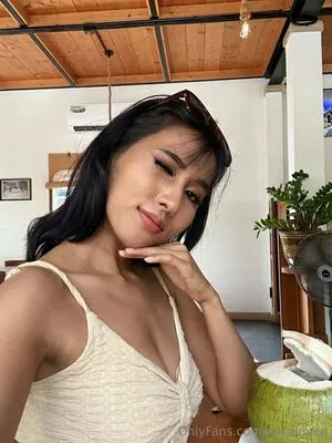 Pocalovee OnlyFans Leaked Free Thumbnail Picture - #RbwlZE3Xri