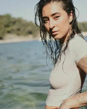 Poetique Girl OnlyFans Leaked Free Thumbnail Picture - #klGR4jLnb3