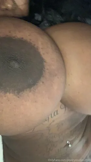 Poetrystudios2020 OnlyFans Leaked Free Thumbnail Picture - #2kgv28SCyj