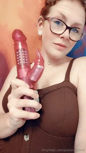 Poisonivy042 OnlyFans Leaked Free Thumbnail Picture - #oqiDcNMLg8