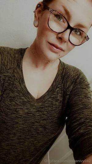 Poisonivy042 OnlyFans Leaked Free Thumbnail Picture - #zPu06jNRU4