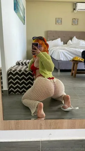 Poisonyvieefree OnlyFans Leaked Free Thumbnail Picture - #fmLl81kKFL