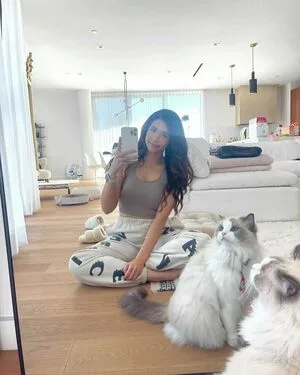 Pokimanelol OnlyFans Leaked Free Thumbnail Picture - #gn3zj4779C