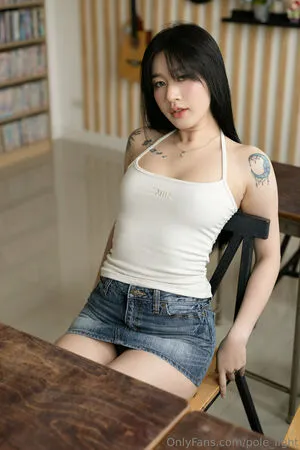 Pole Light OnlyFans Leaked Free Thumbnail Picture - #31HEoIIB3l