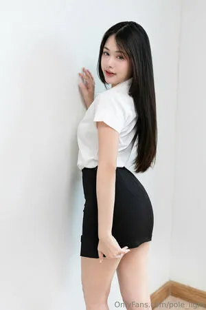 Pole Light OnlyFans Leaked Free Thumbnail Picture - #Nrs3GWsHAW