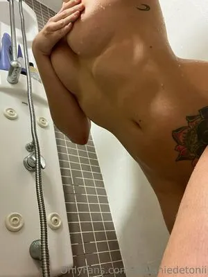 Poliamorosaa OnlyFans Leaked Free Thumbnail Picture - #zdrXMzixJK